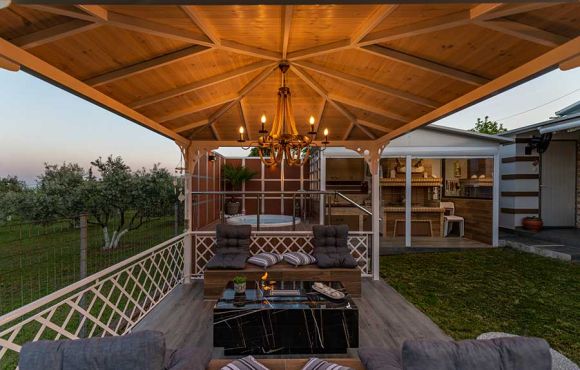 Zikas Family’s House